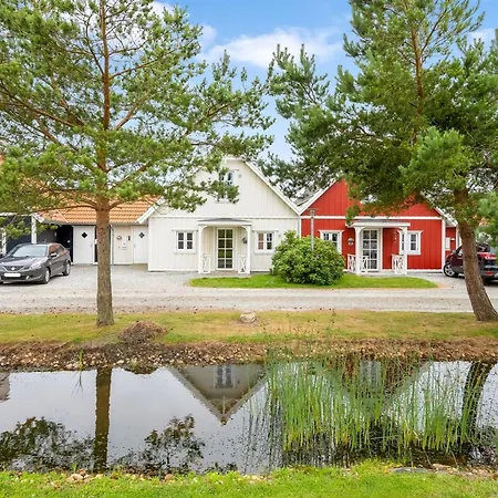 Dom wakacyjny Bratko - 800m From The Sea By Interhome